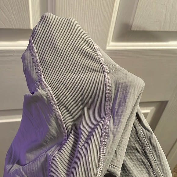 Lululemon Dance Studio Crop *25" in Silver Drop - Picture 7 of 7